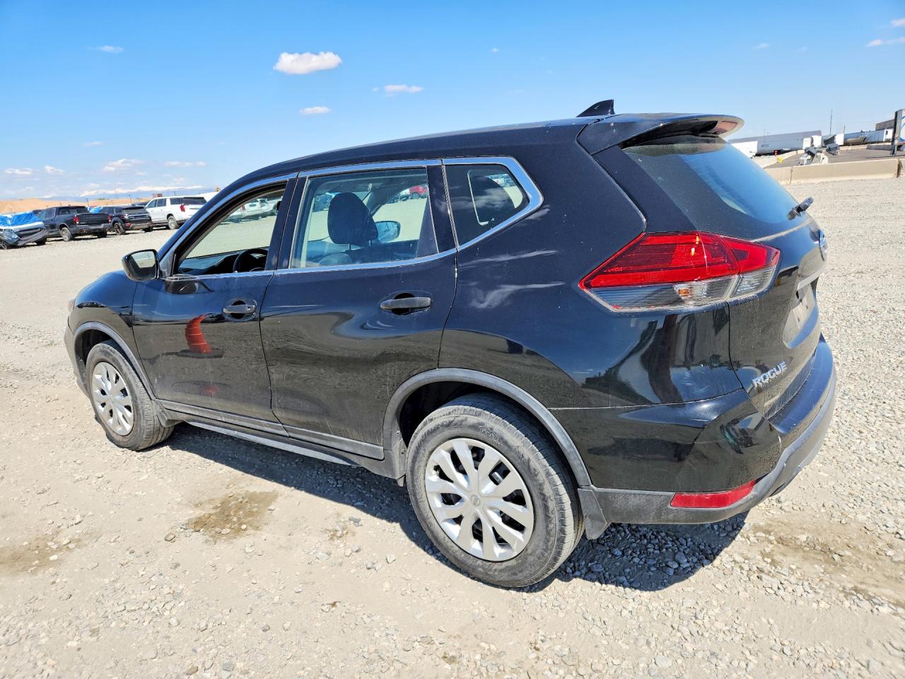 2017 NISSAN ROGUE S photo 2