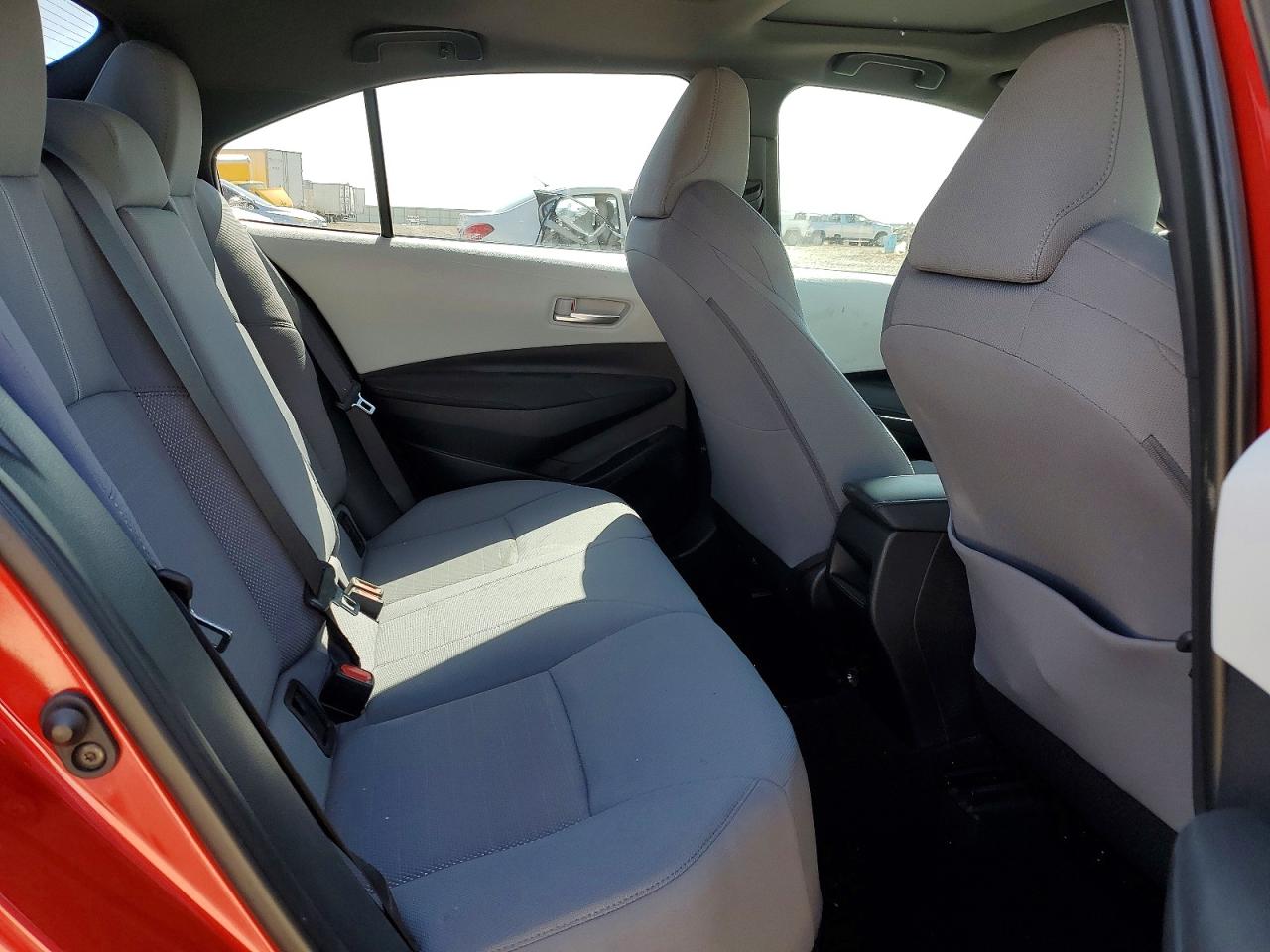 2020 TOYOTA COROLLA SE photo 28
