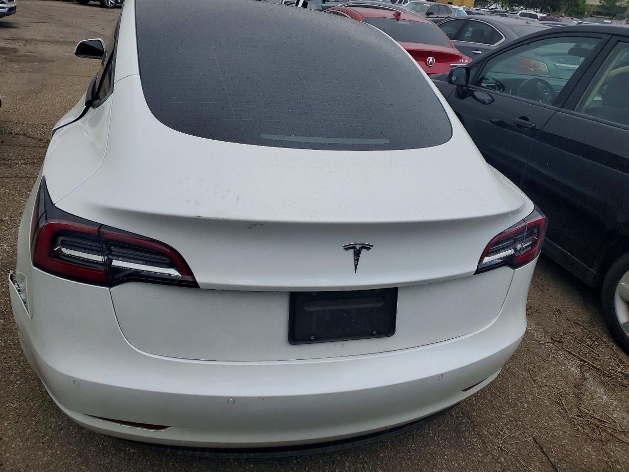 2022 TESLA MODEL 3 photo 11