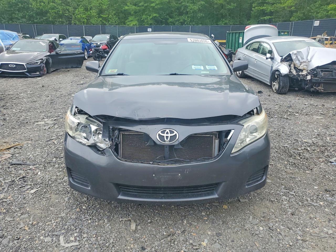 2011 TOYOTA CAMRY LE photo 13