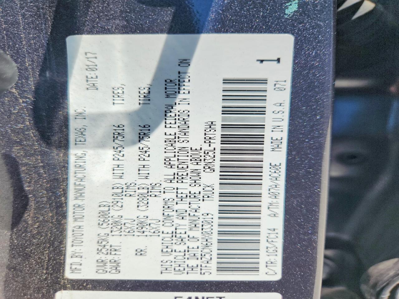2017 TOYOTA TACOMA SR5 V6 photo 34