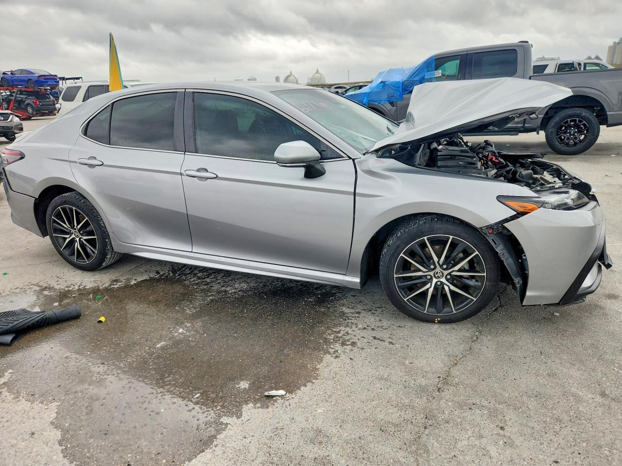 2022 TOYOTA CAMRY SE photo 7