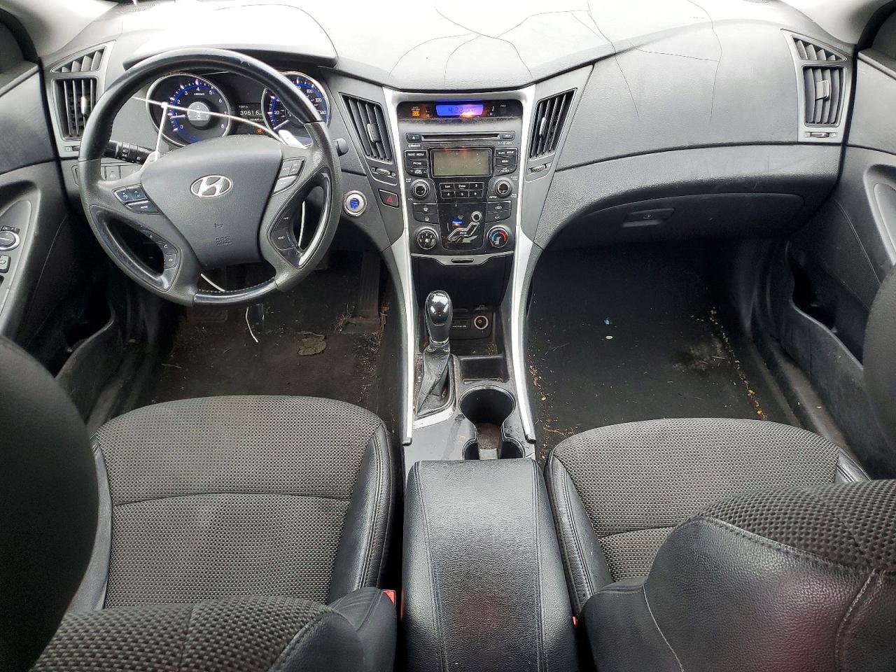2012 HYUNDAI SONATA SE photo 22