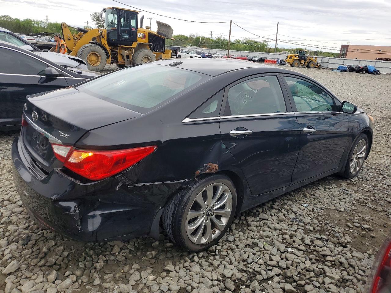 2012 HYUNDAI SONATA SE photo 7