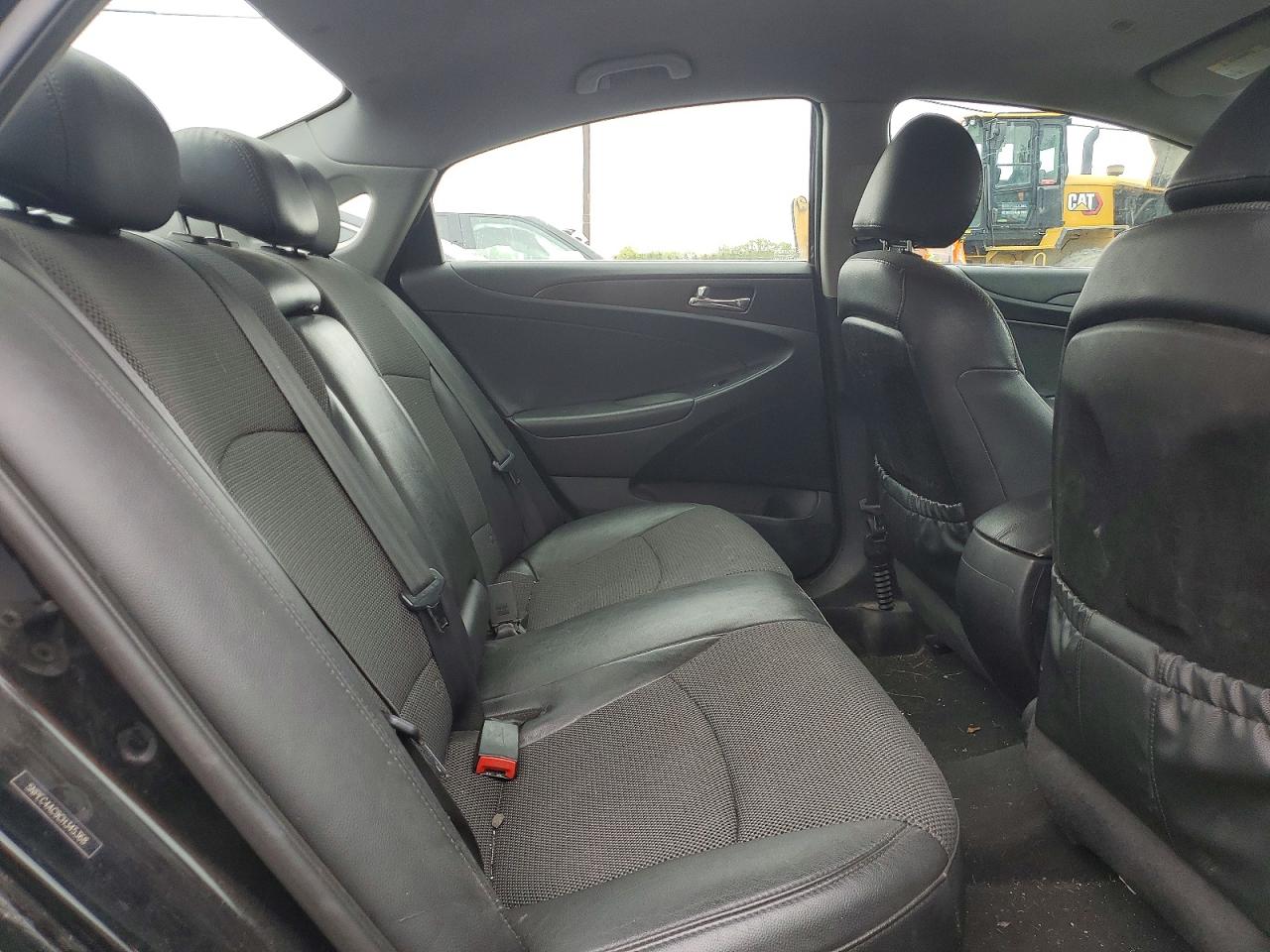 2012 HYUNDAI SONATA SE photo 28