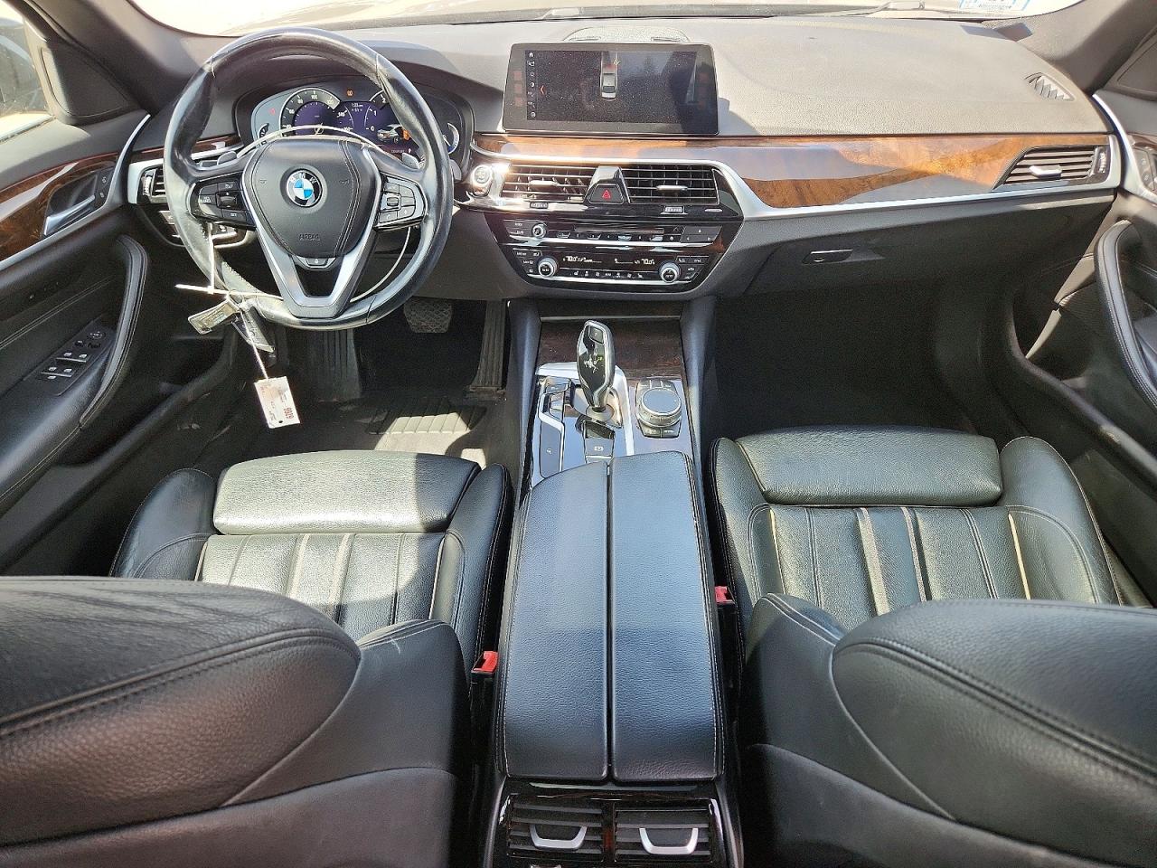 2017 BMW 530 XI photo 22
