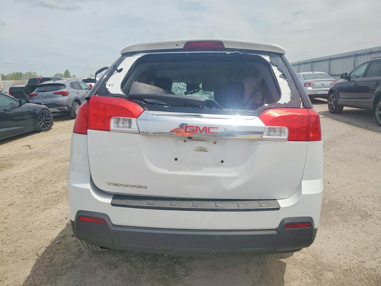 2015 GMC TERRAIN SLT photo 11
