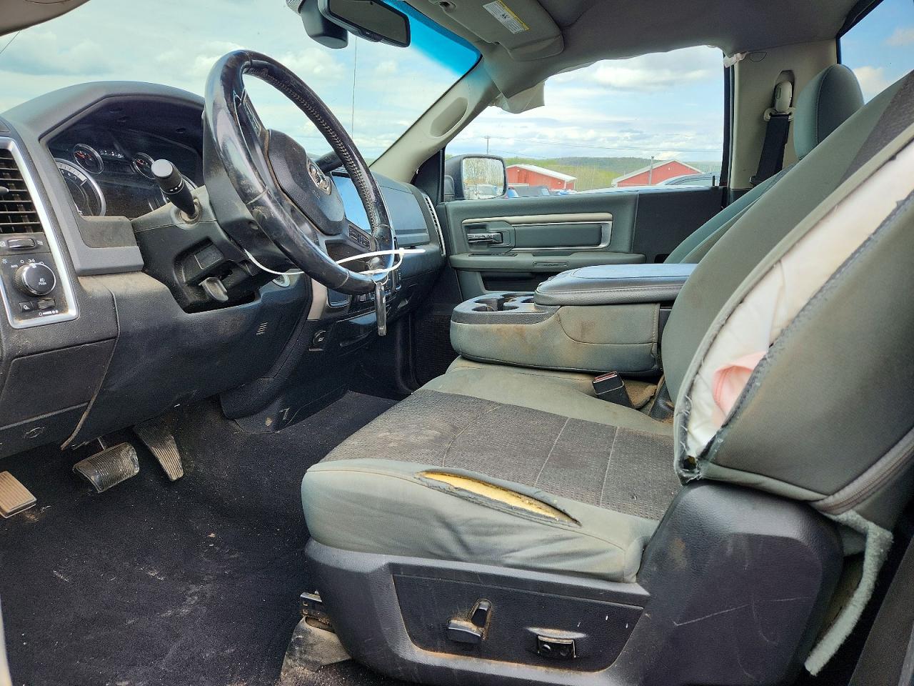 2016 RAM 2500 SLT photo 13