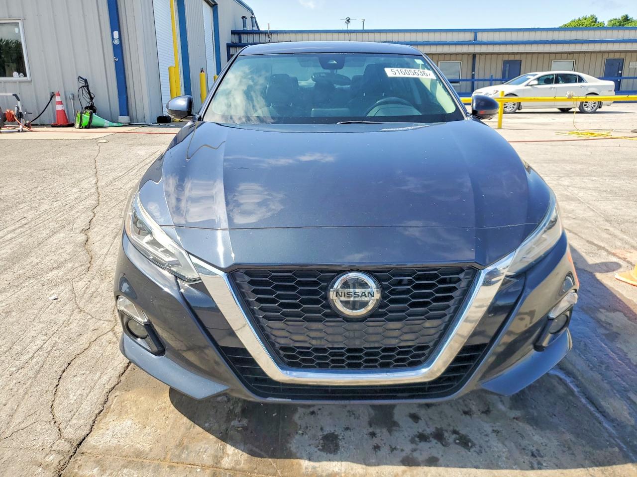 2019 NISSAN ALTIMA PLATINUM photo 9