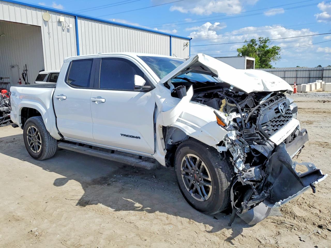 2025 TOYOTA TACOMA TRD SPORT photo 7