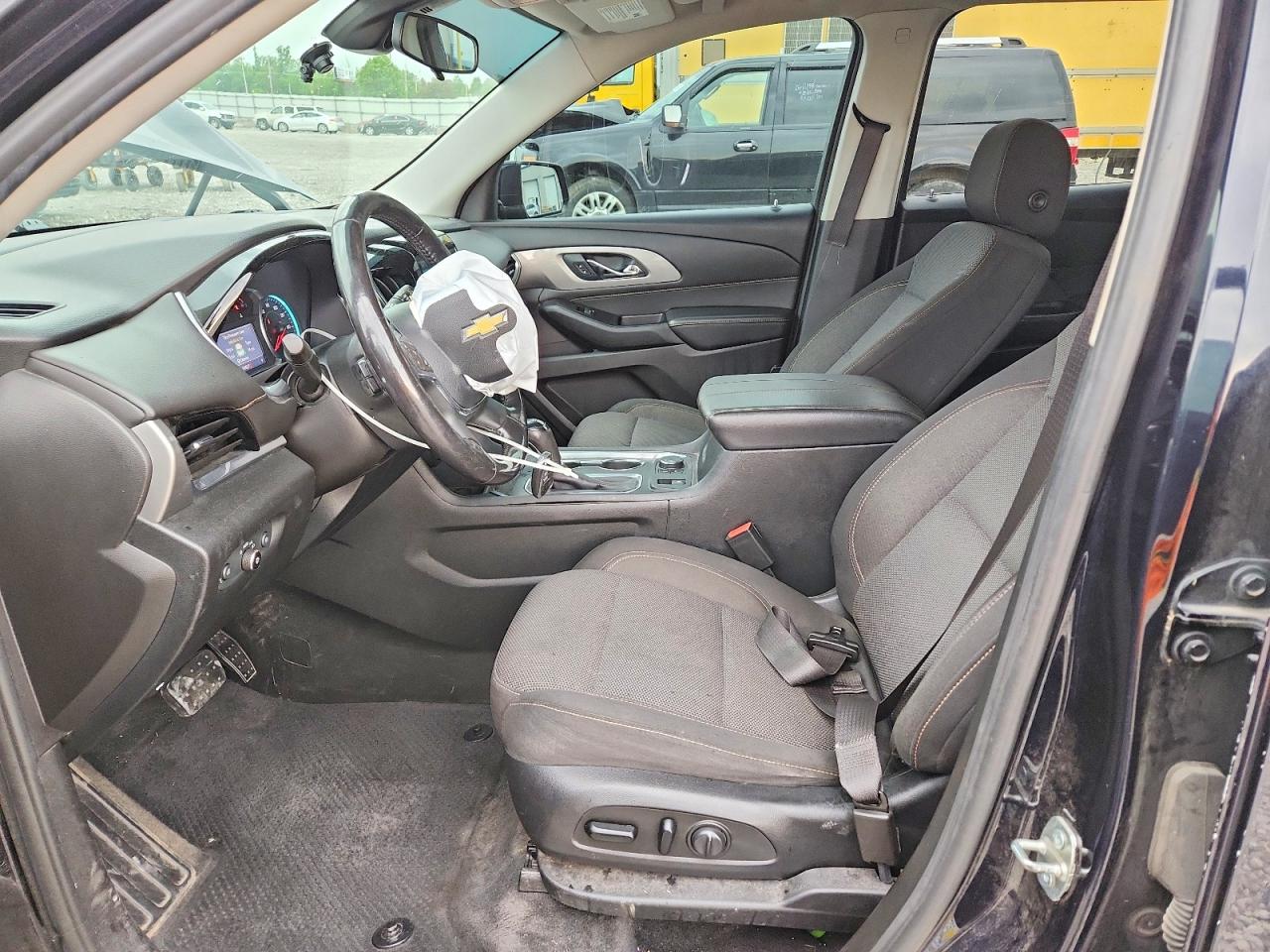 2020 CHEVROLET TRAVERSE LT photo 19