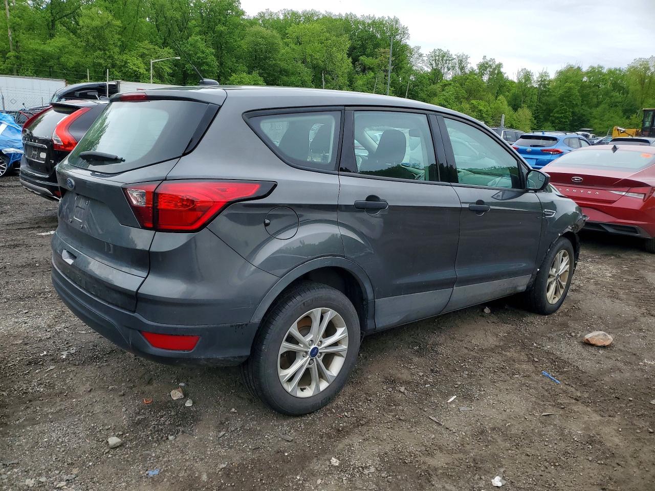 2019 FORD ESCAPE S photo 3