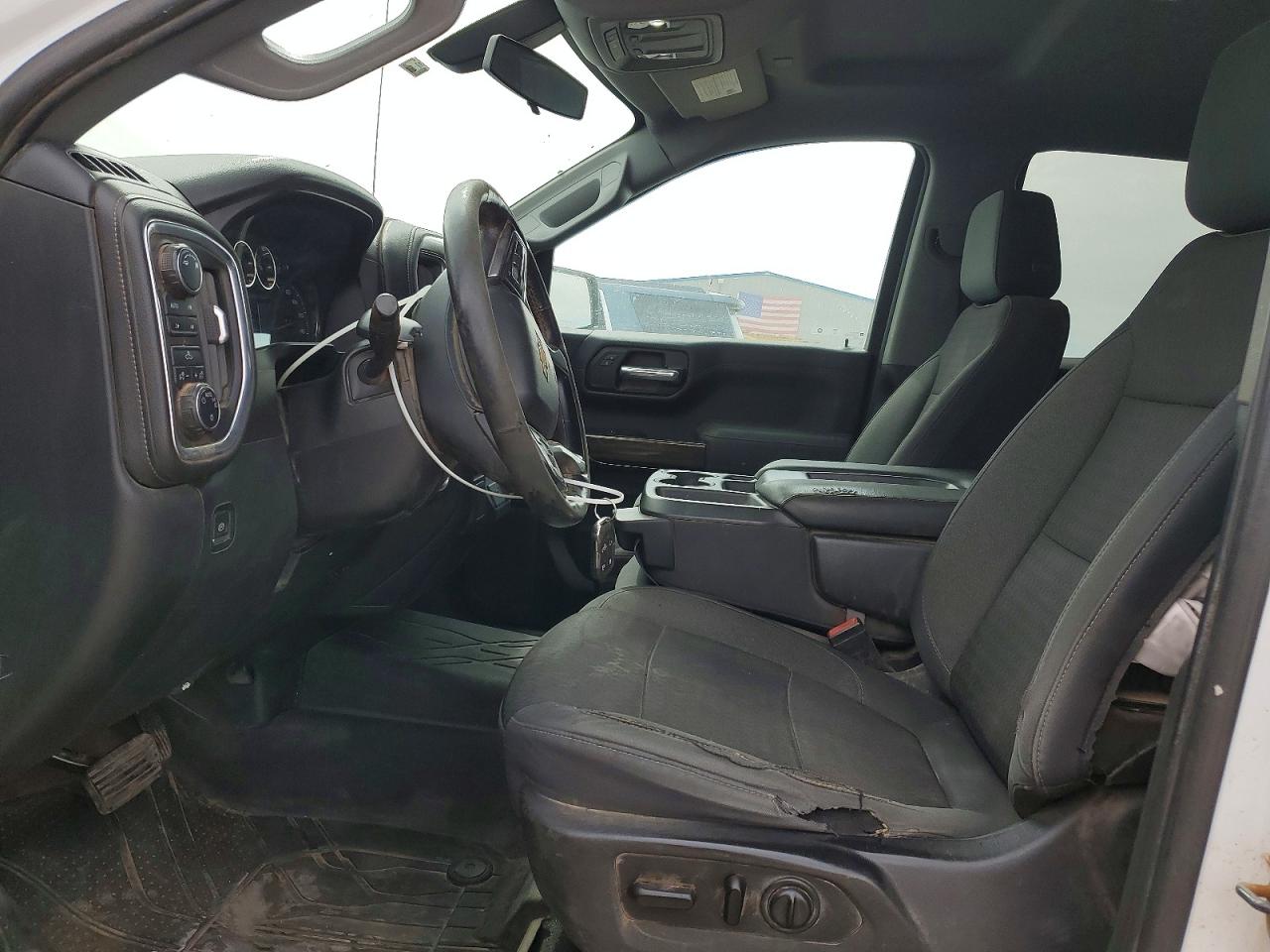 2019 CHEVROLET SILVERADO K1500 LT photo 19