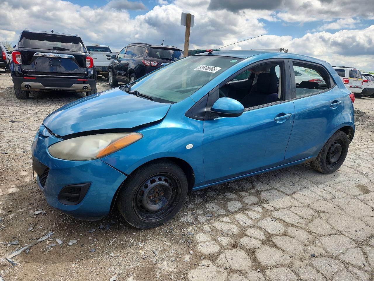 2012 MAZDA MAZDA2