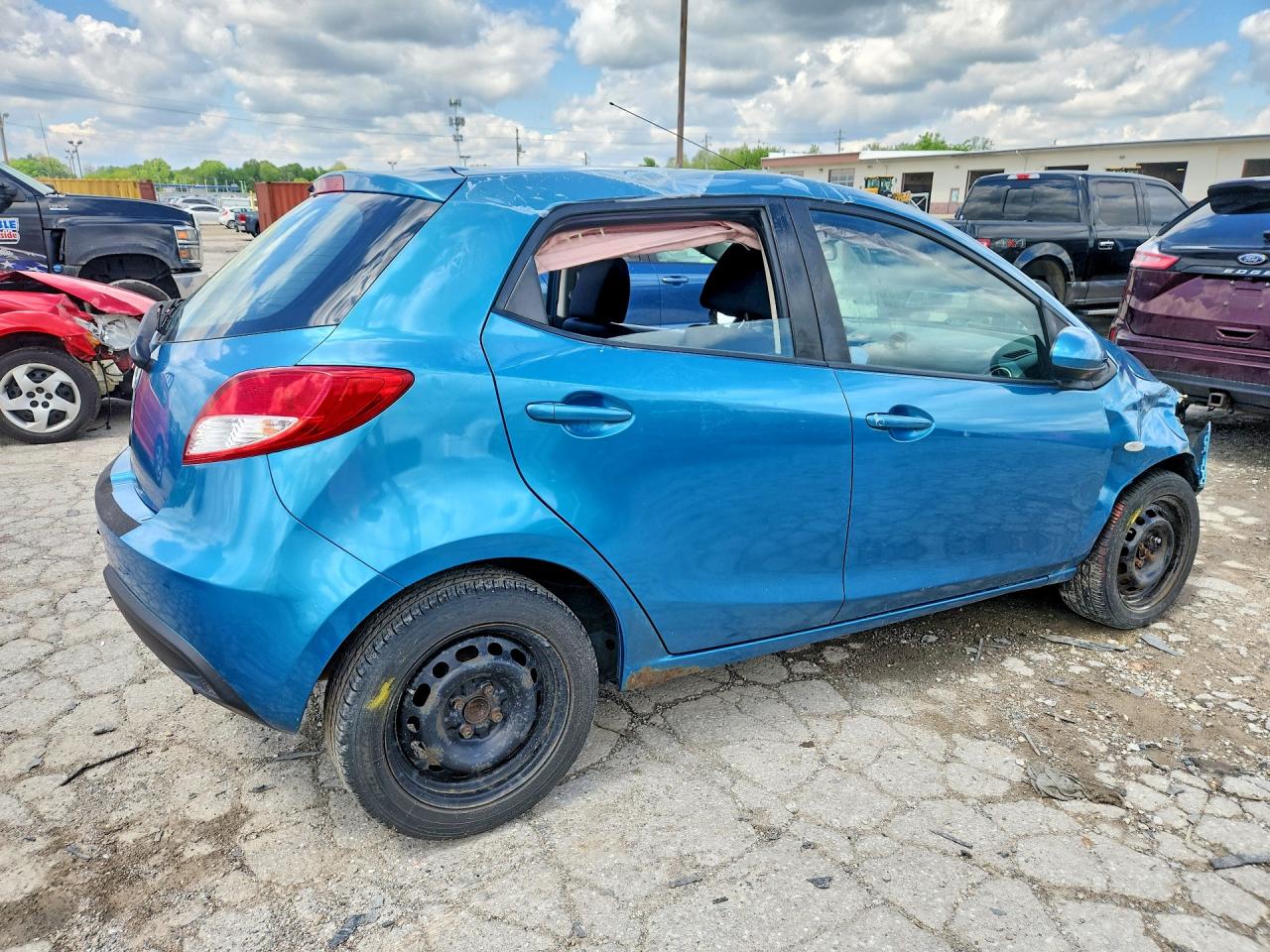 2012 MAZDA MAZDA2 photo 7