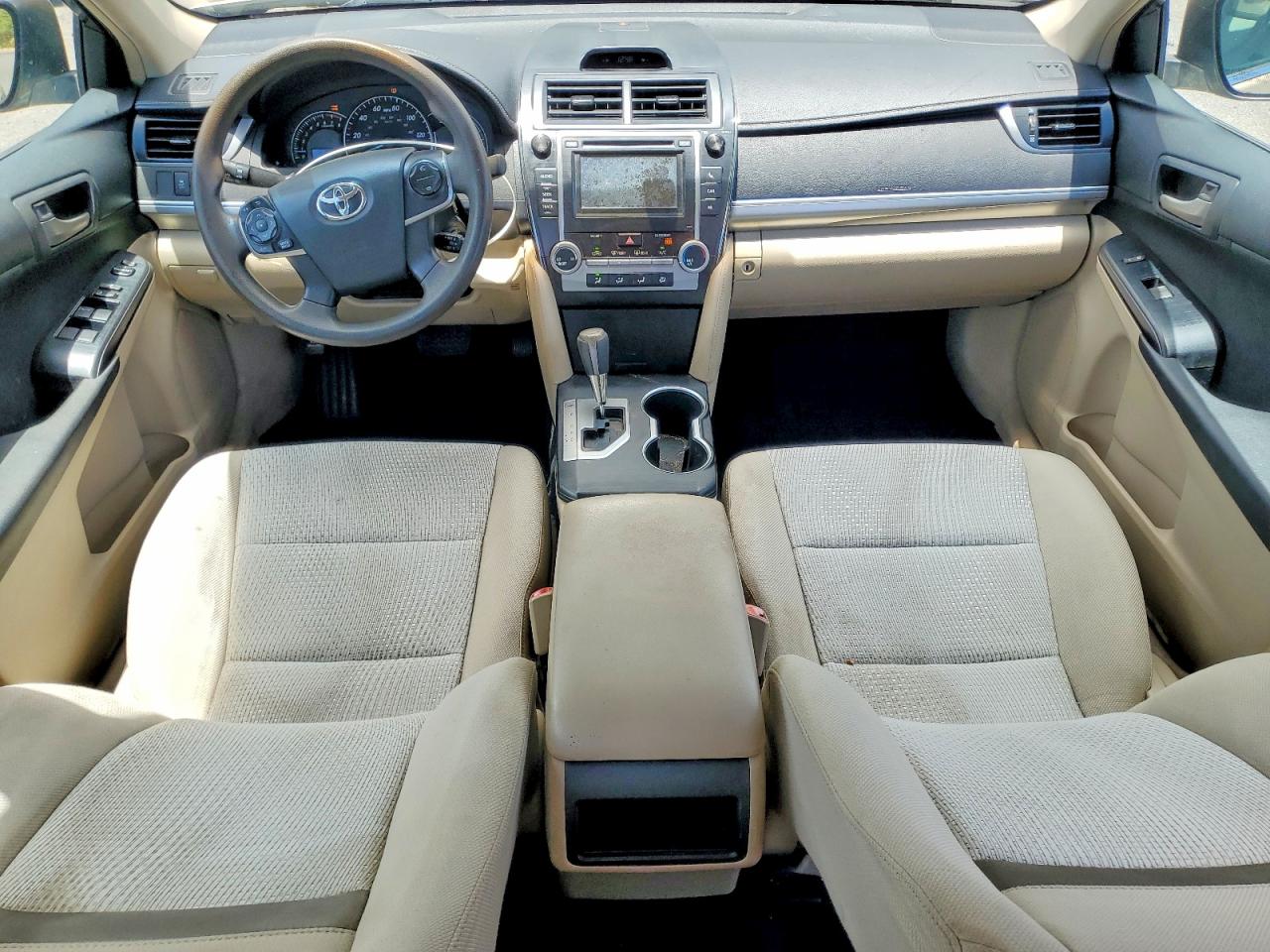 2012 TOYOTA CAMRY L photo 22
