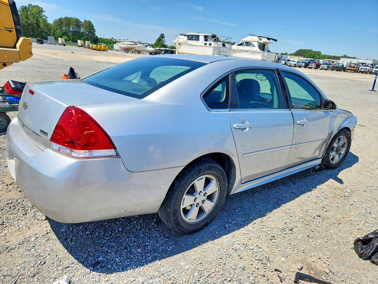2010 CHEVROLET IMPALA LT photo 5