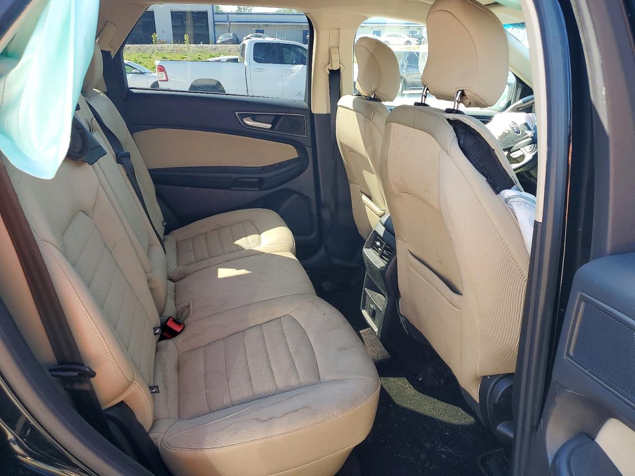 2017 FORD EDGE SE photo 31