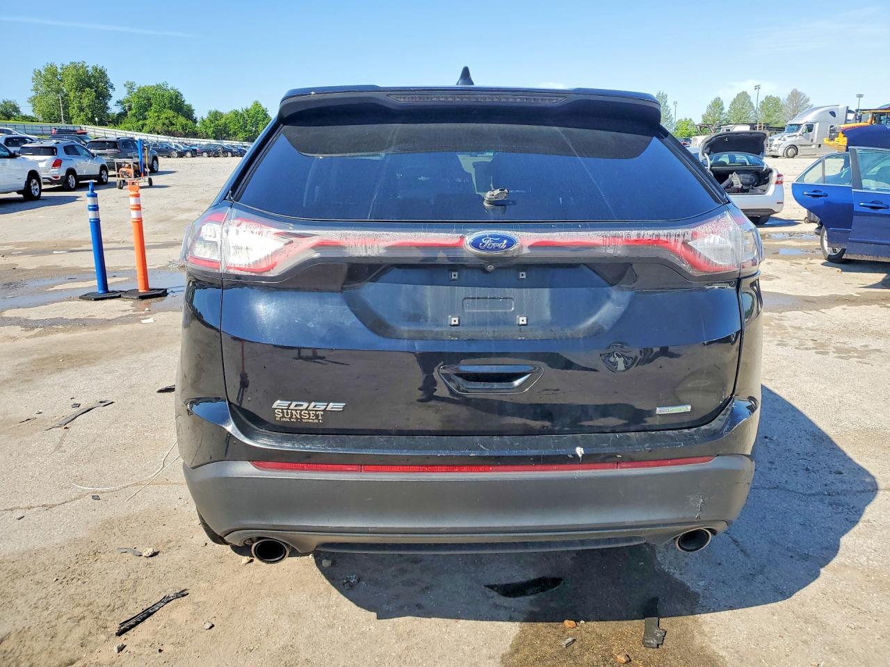 2017 FORD EDGE SE photo 16