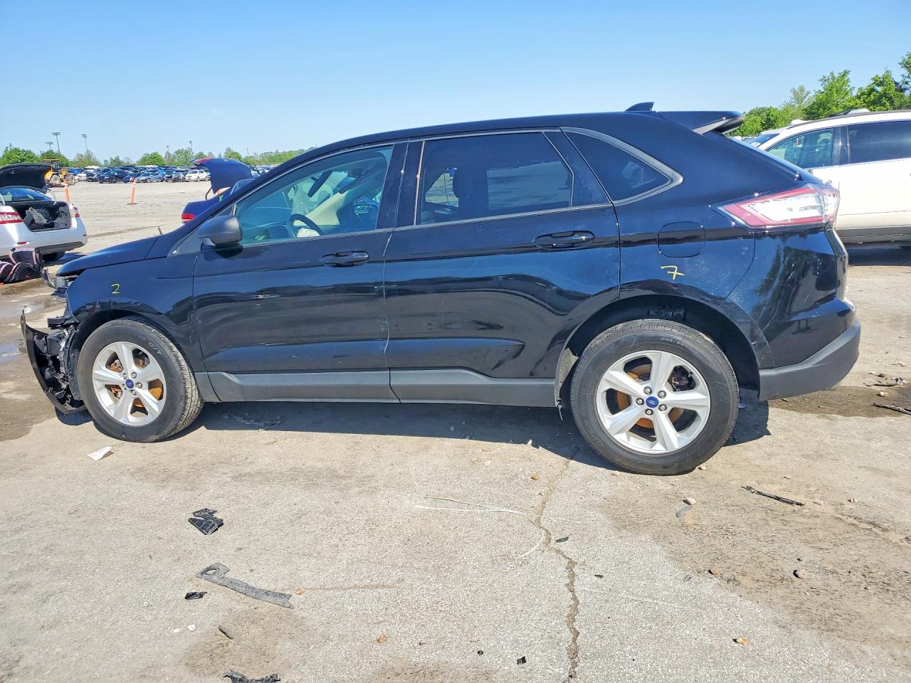 2017 FORD EDGE SE photo 4