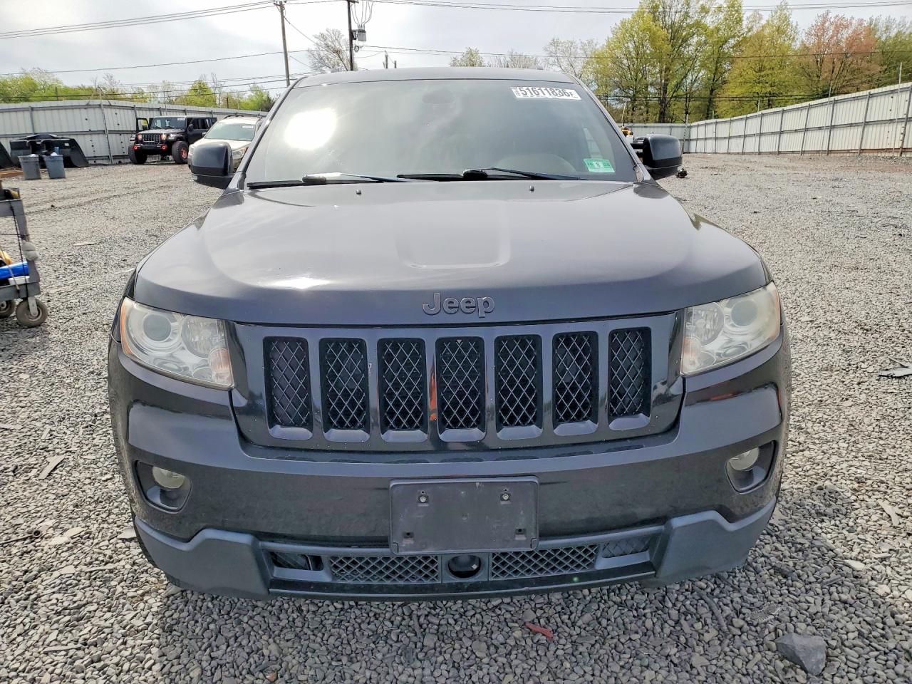 2011 JEEP GRAND CHEROKEE OVERLAND photo 5