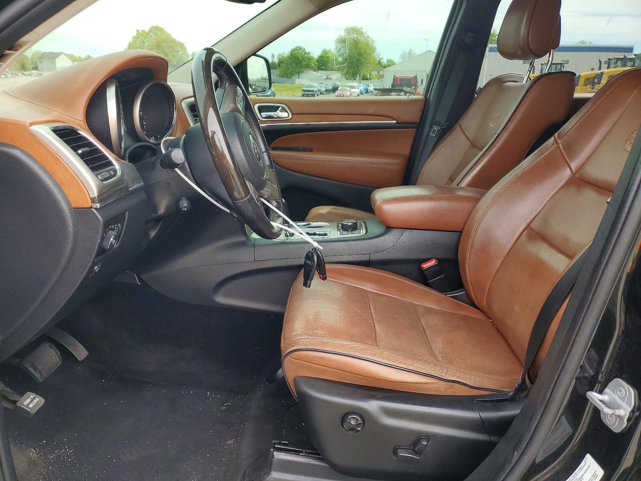 2011 JEEP GRAND CHEROKEE OVERLAND photo 7