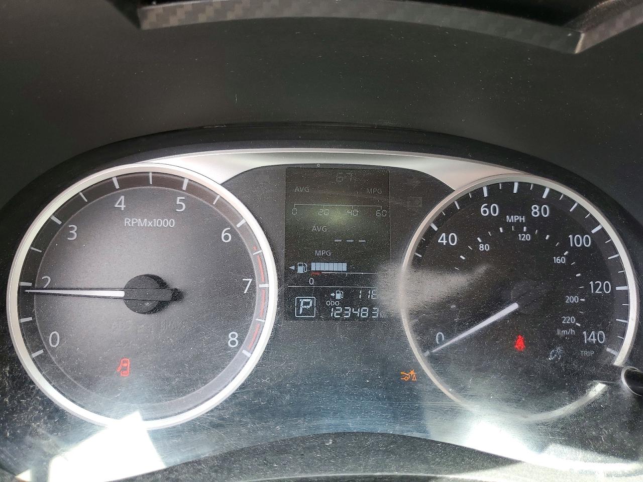 2021 NISSAN VERSA S photo 17