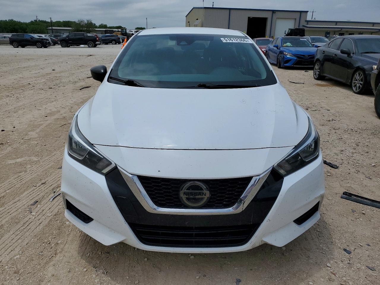 2021 NISSAN VERSA S photo 9