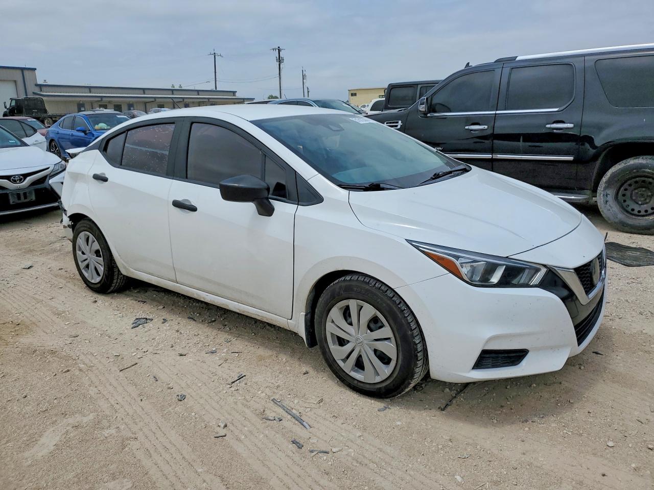 2021 NISSAN VERSA S photo 7