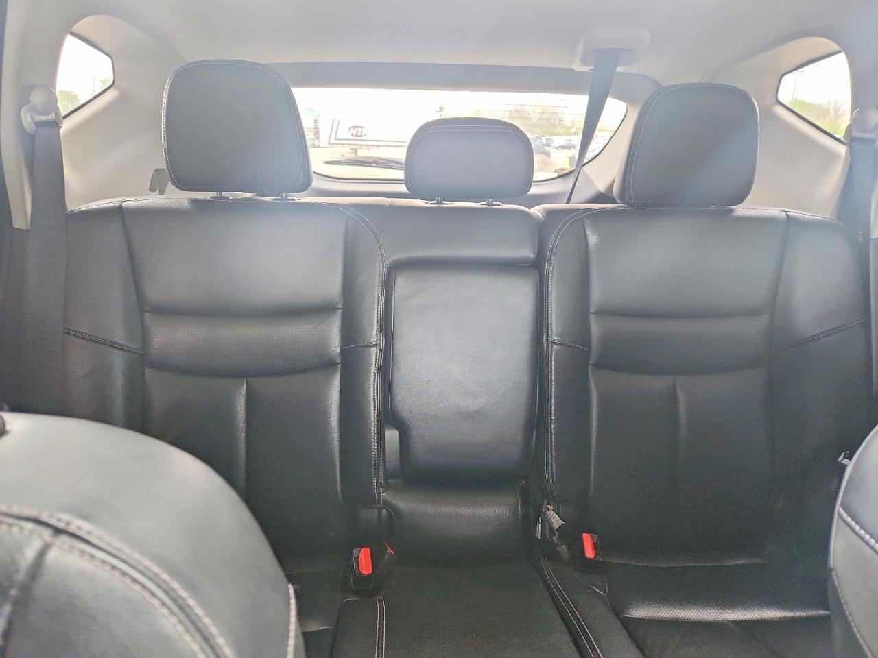 2015 NISSAN MURANO S photo 28
