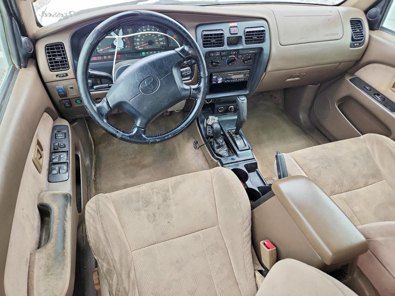 2001 TOYOTA 4RUNNER SR5 photo 15