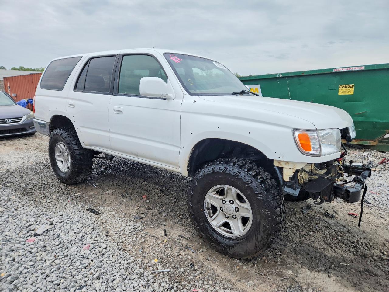 2001 TOYOTA 4RUNNER SR5 photo 7