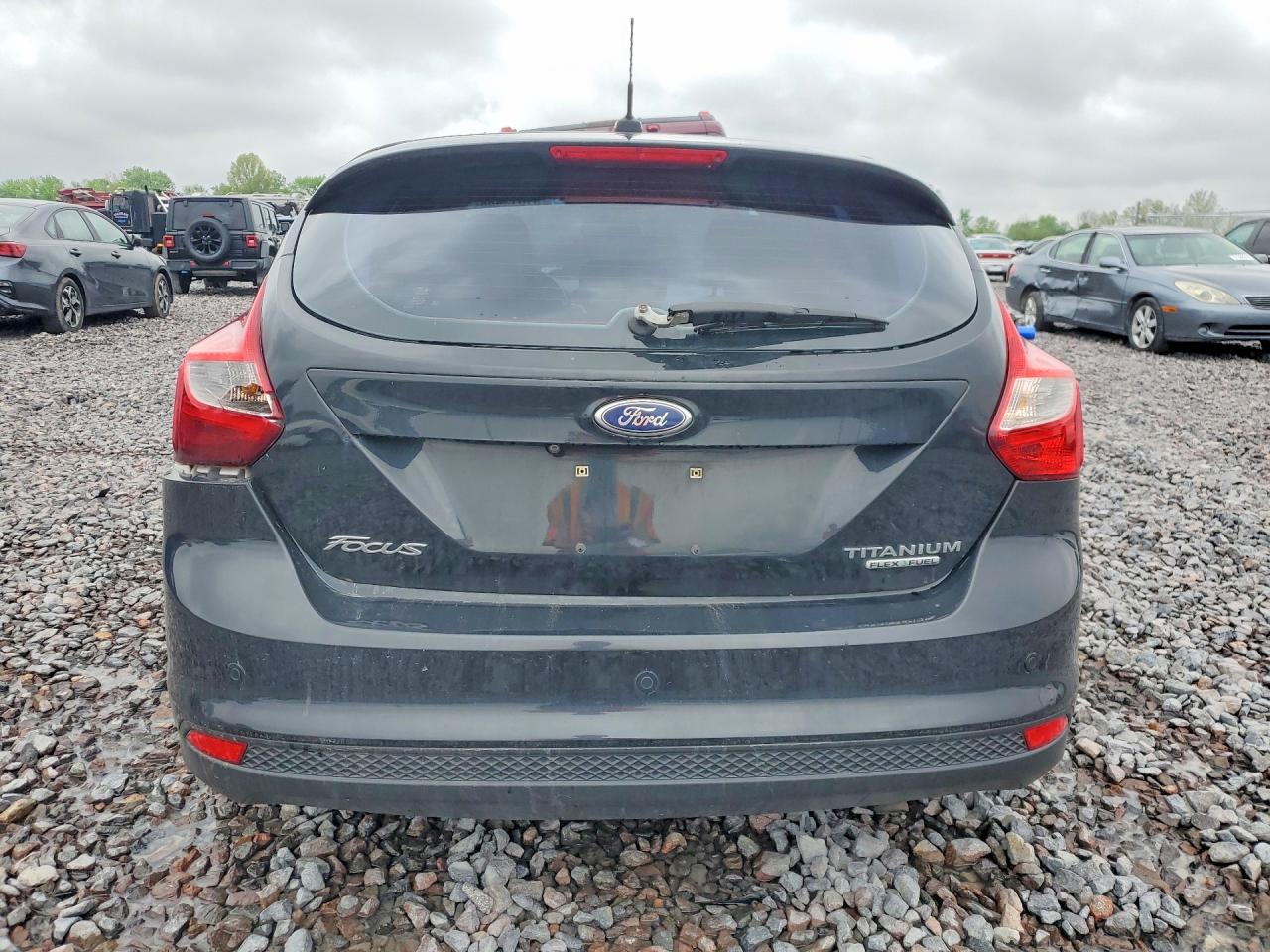2014 FORD FOCUS TITANIUM photo 16