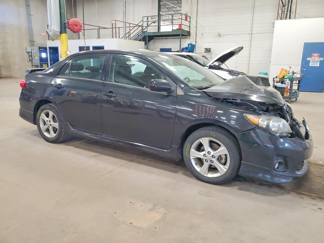 2012 TOYOTA COROLLA S photo 7