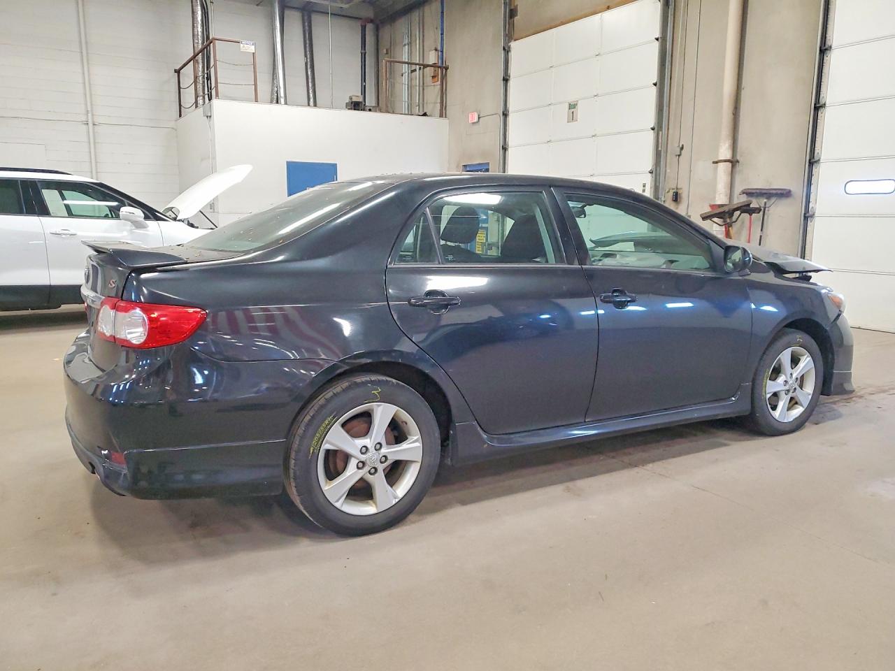 2012 TOYOTA COROLLA S photo 5