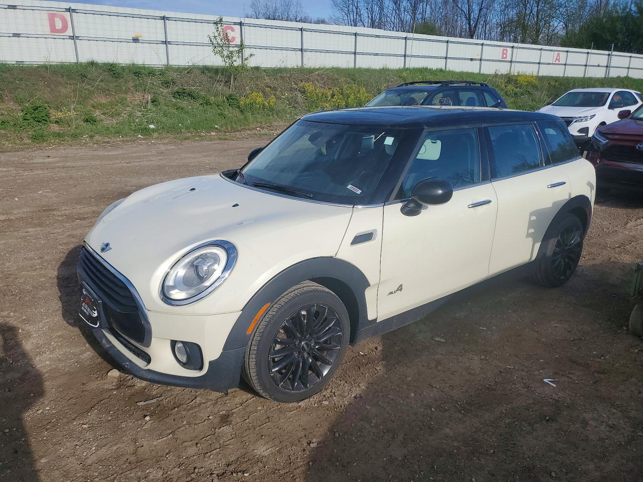 2017 MINI COOPER