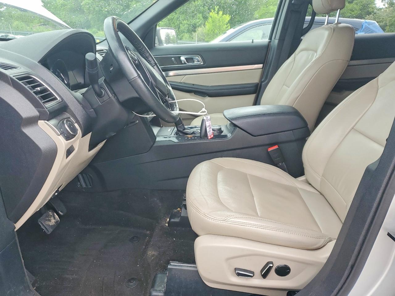 2018 FORD EXPLORER XLT photo 13