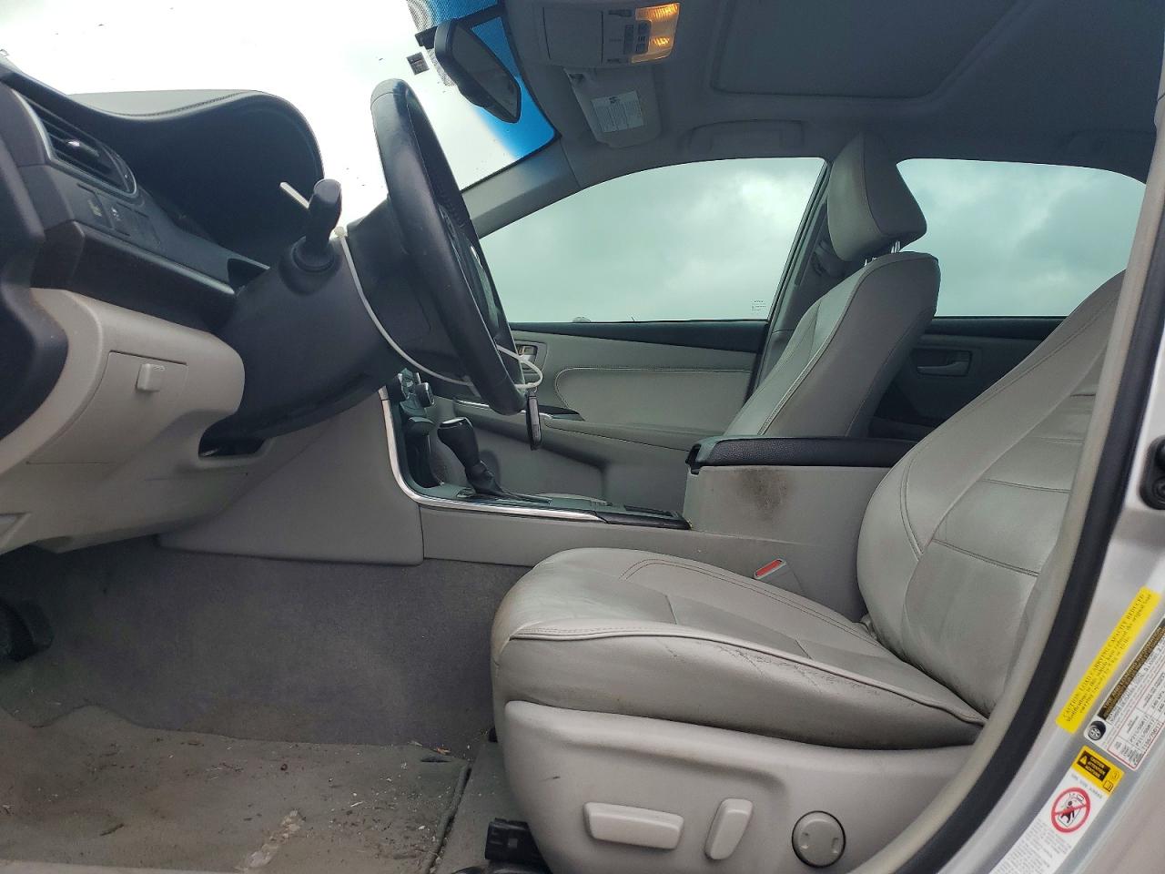 2015 TOYOTA CAMRY XLE V6 photo 13