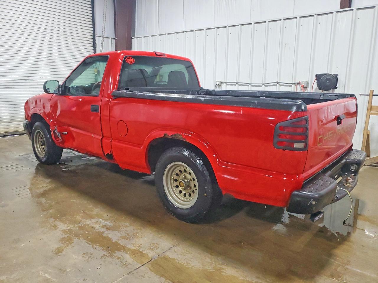 1999 CHEVROLET S TRUCK S10 photo 2