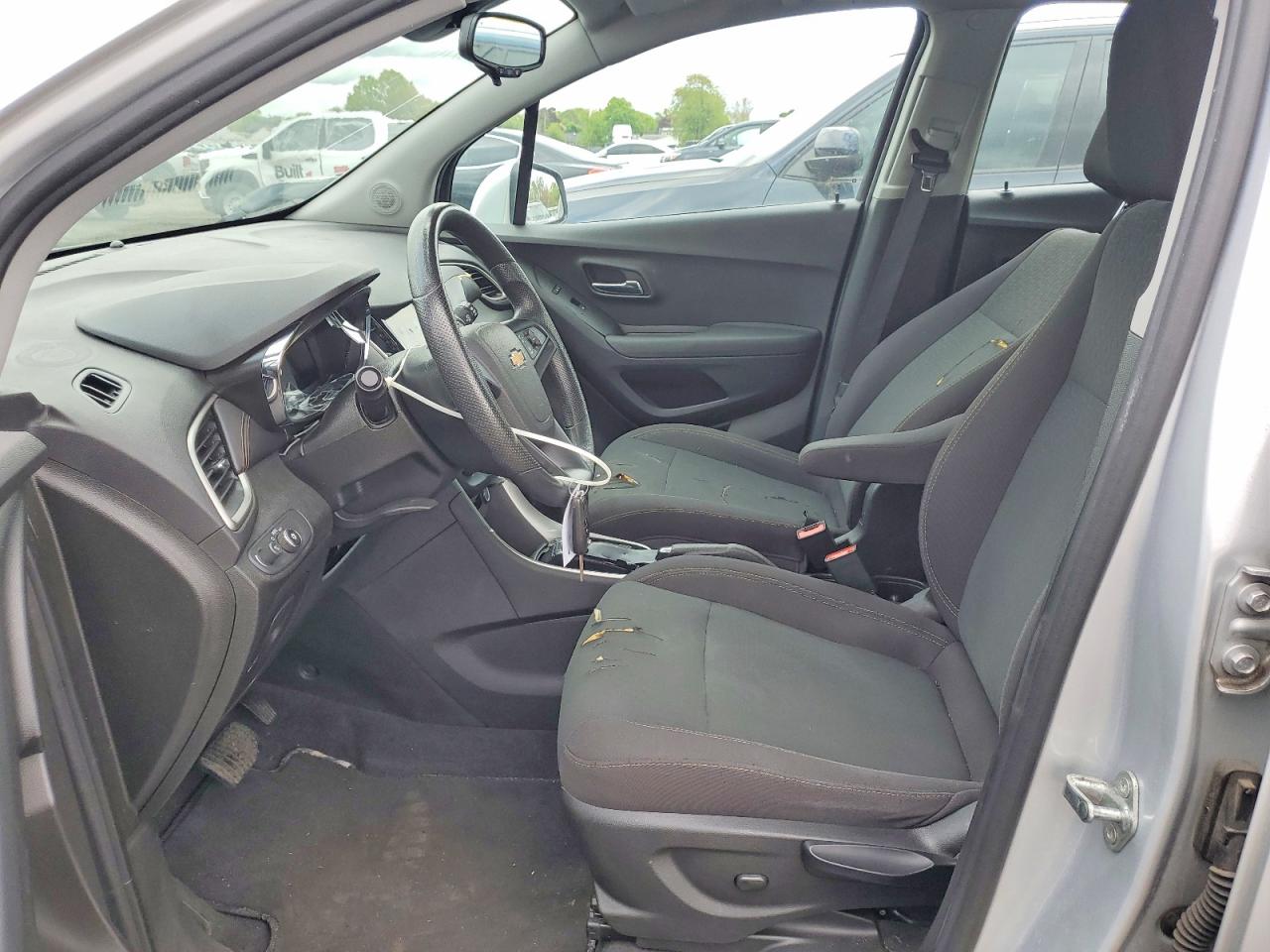 2019 CHEVROLET TRAX LS photo 13