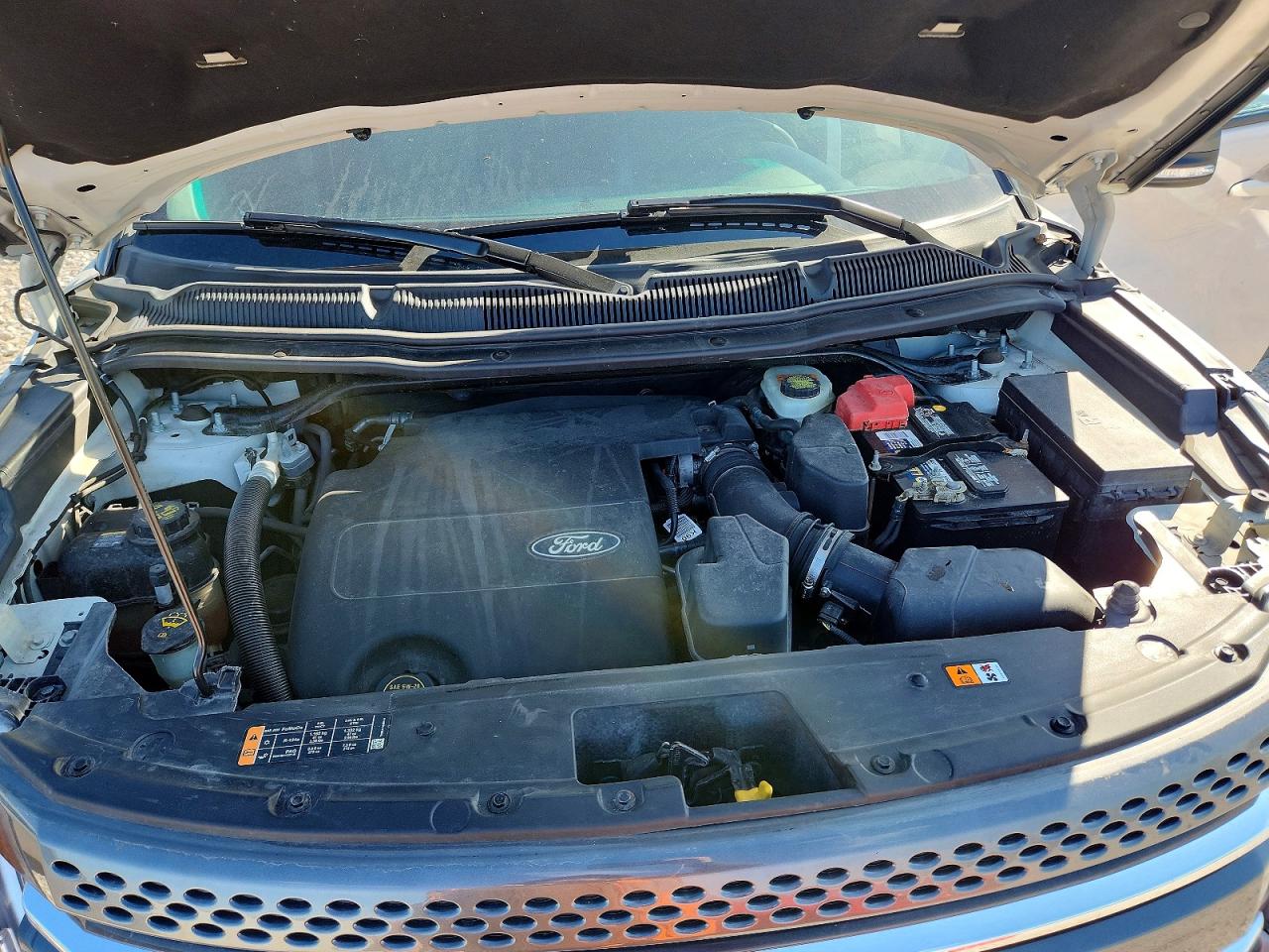 2015 FORD EXPLORER XLT photo 12