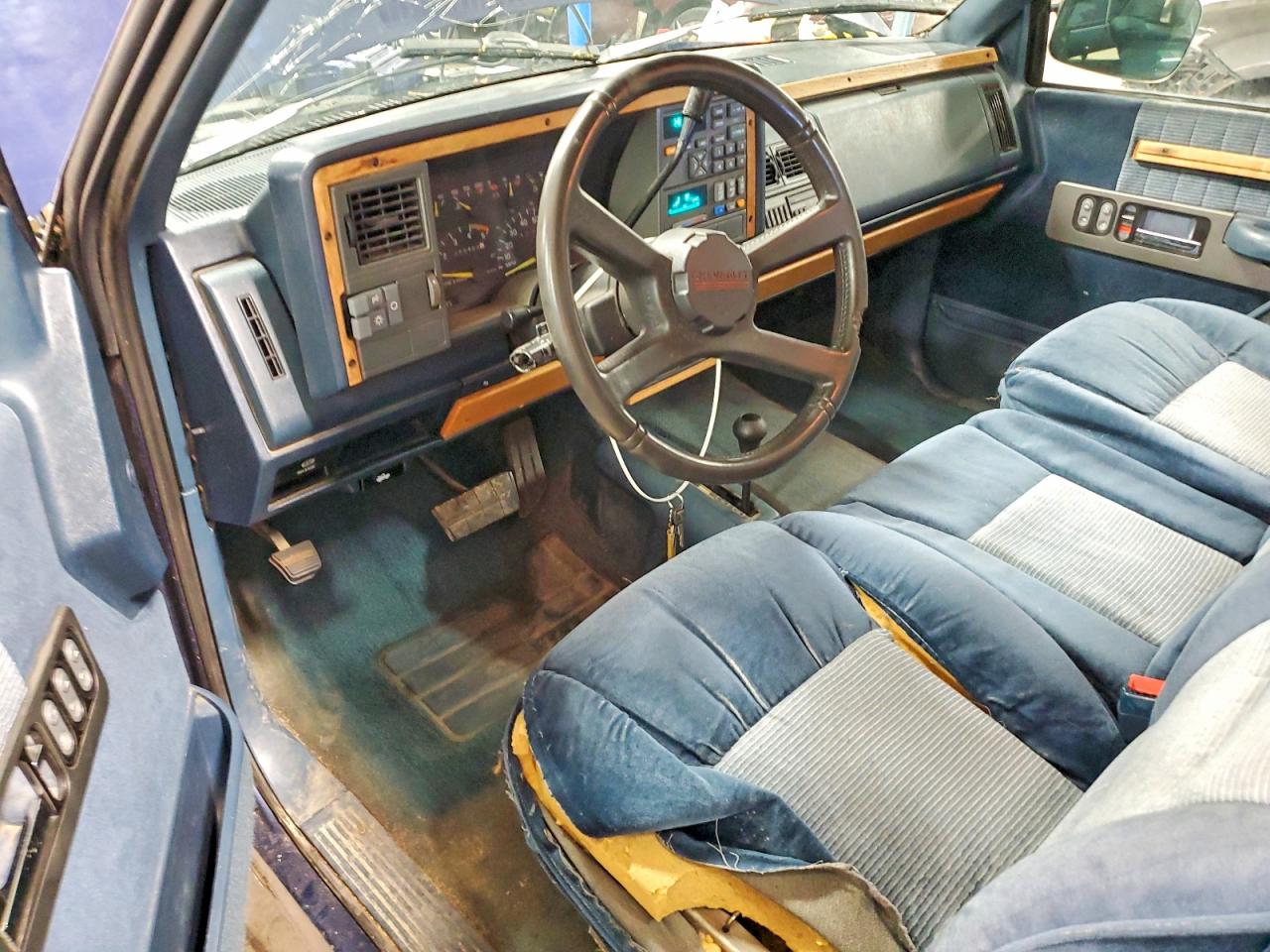 1993 CHEVROLET GMT-400 K1500 photo 15