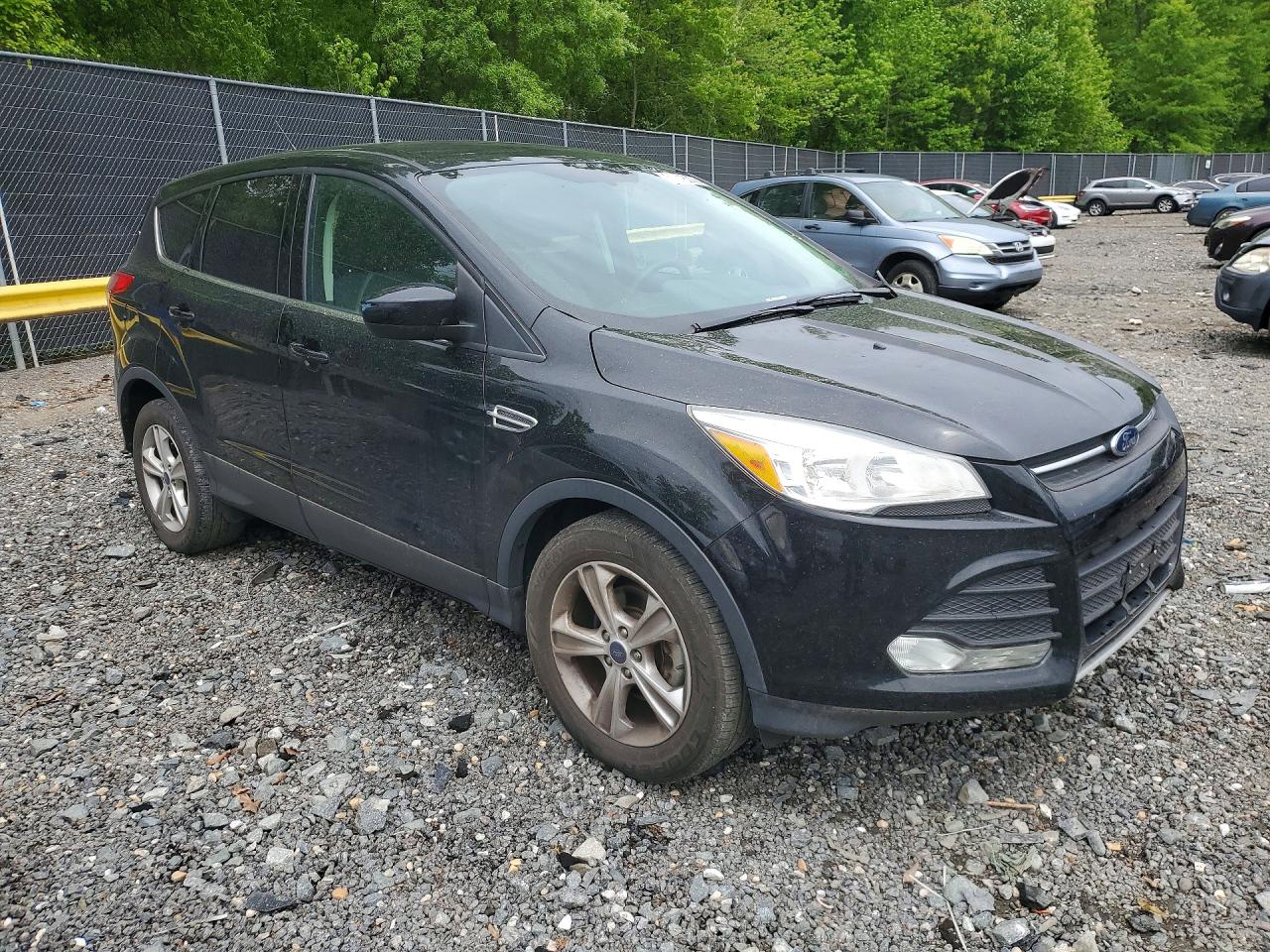 2016 FORD ESCAPE SE photo 4