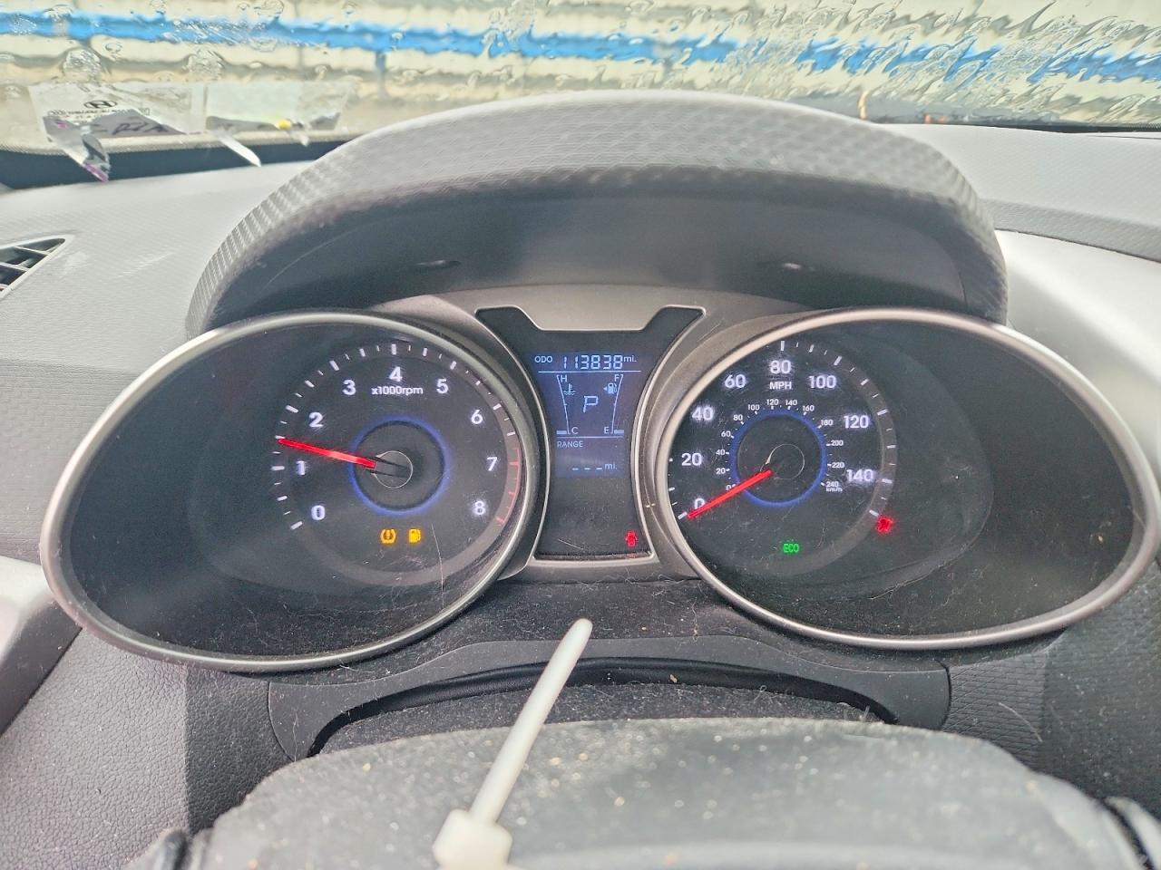 2015 HYUNDAI VELOSTER BASE photo 9