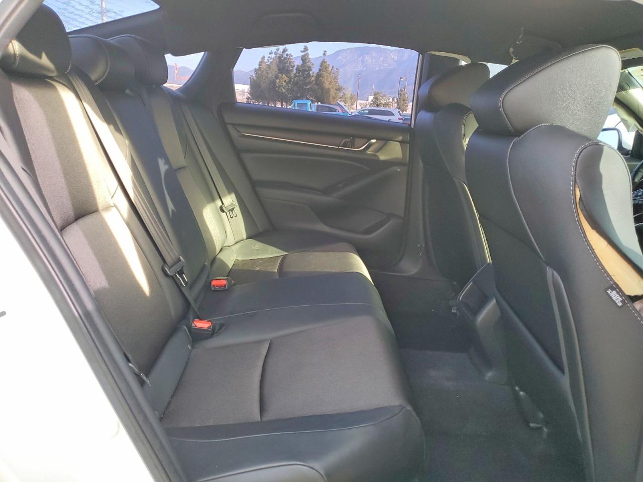 2020 HONDA ACCORD SPORT photo 19