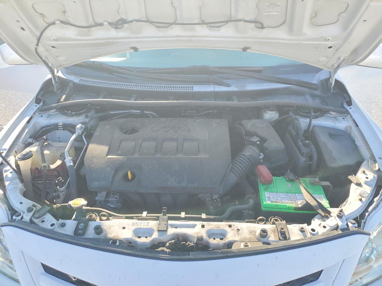 2013 TOYOTA COROLLA S photo 11
