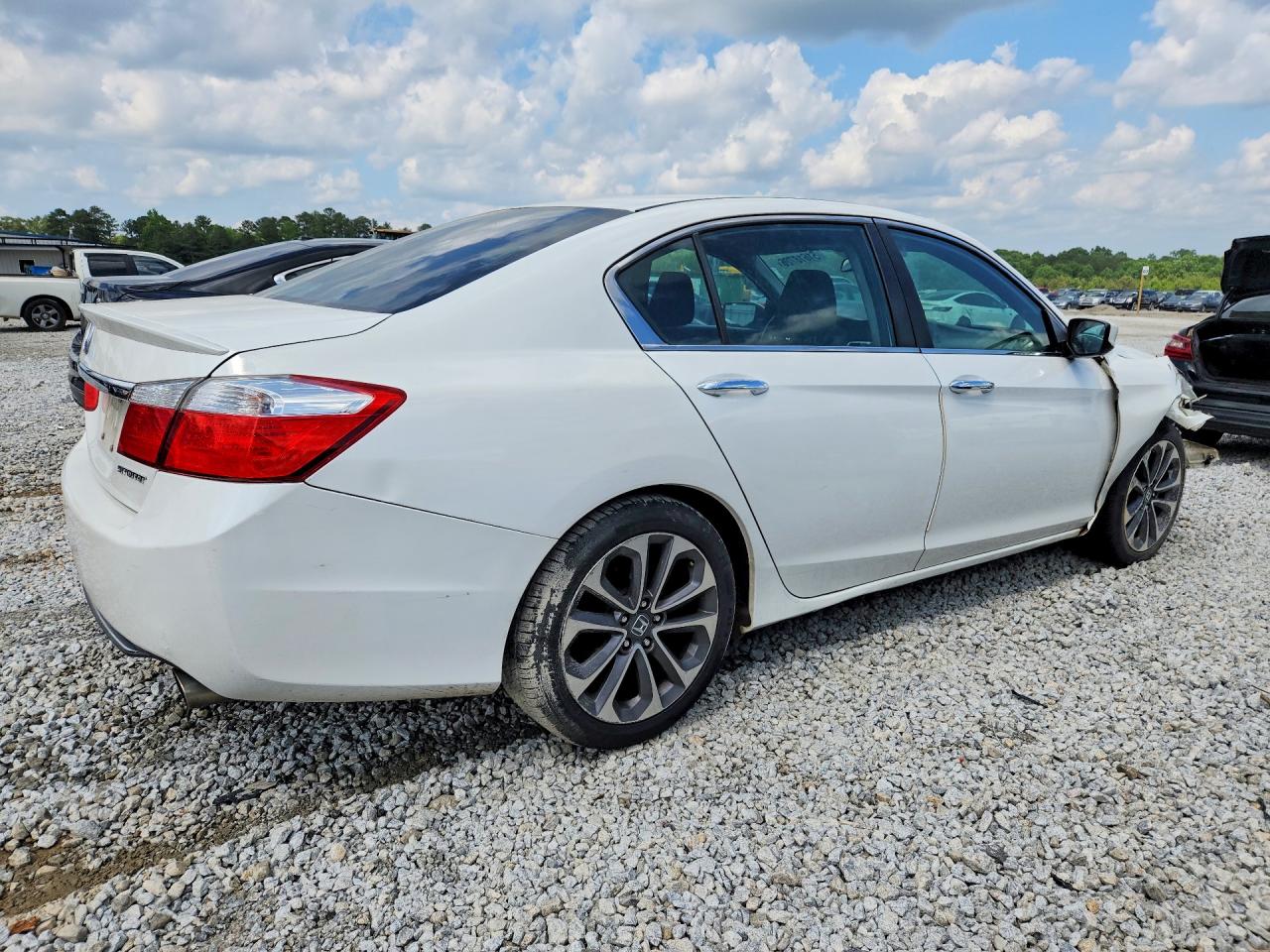 2015 HONDA ACCORD SPORT photo 5