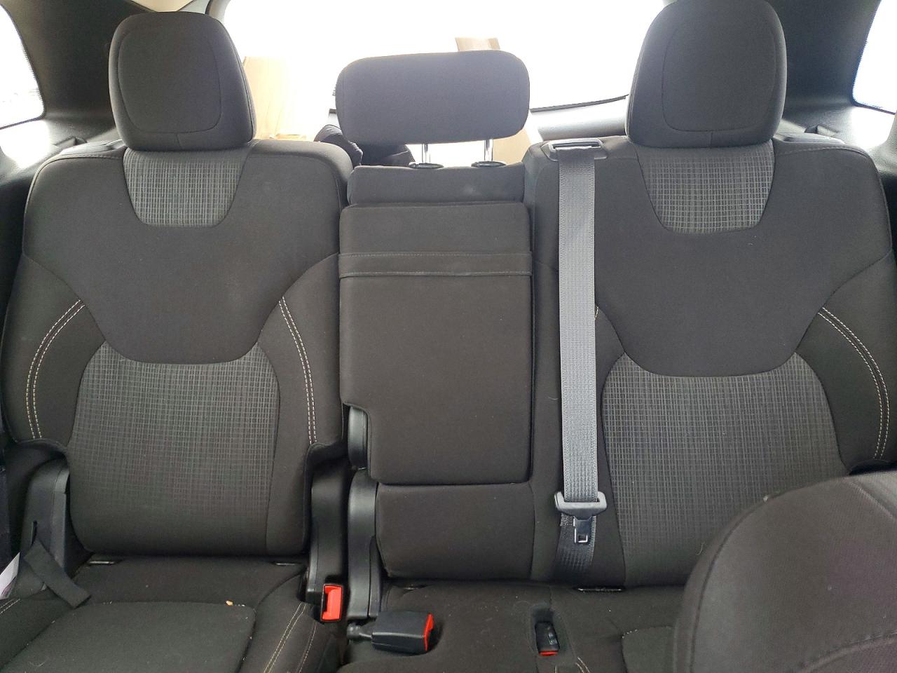 2015 JEEP CHEROKEE LATITUDE photo 19