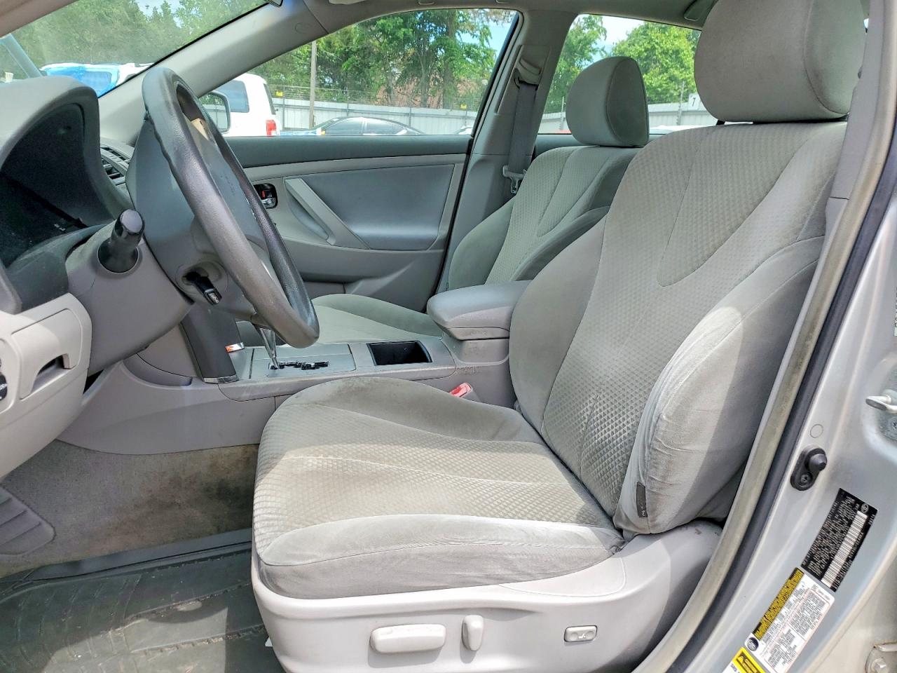 2007 TOYOTA CAMRY LE photo 19