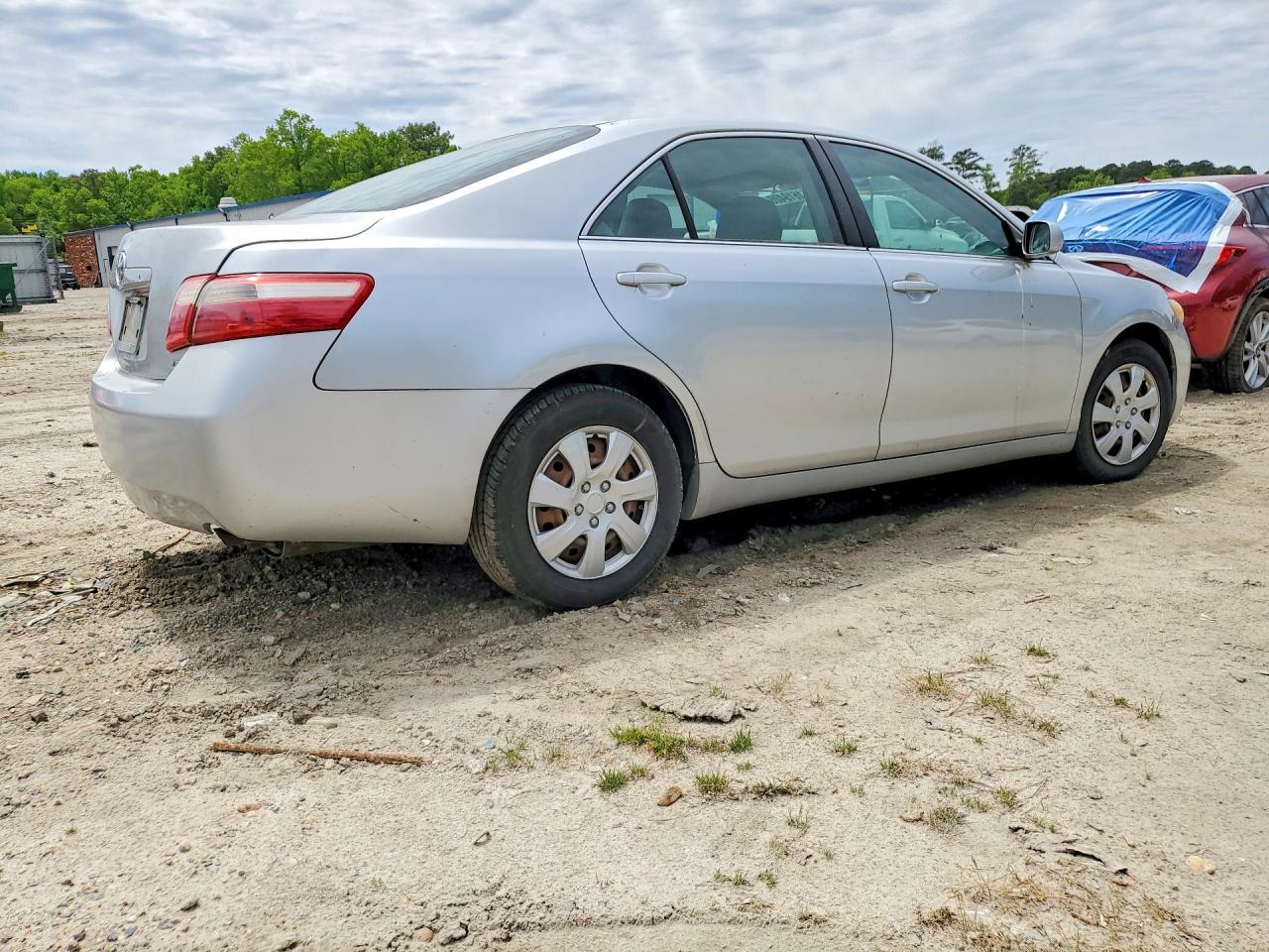 2007 TOYOTA CAMRY LE photo 7